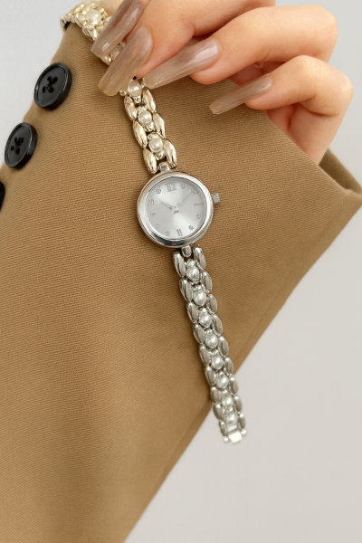 Özel Kutulu Şık İncili Gümüş Kadın Saat