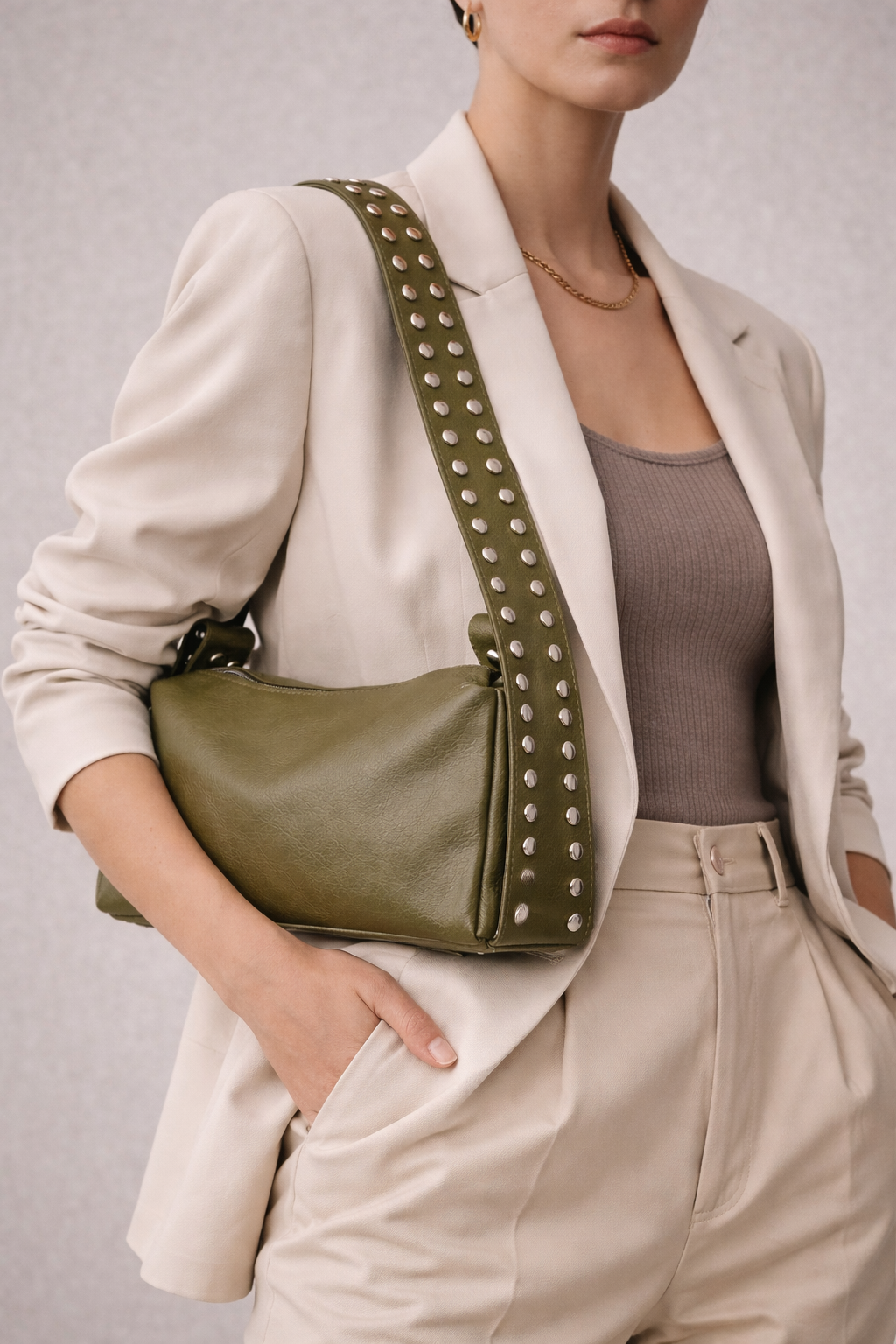 ZIMBA DETAYLI OMUZ ÇANTASI BİANCA DERİ HAKİ